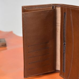 کیف پول کتابی (کتی) چرمی | چرم طبیعی گاو رنگ موکا و قهوه‌ای