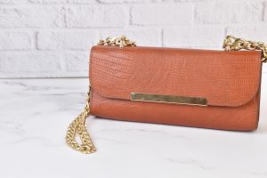 کیف مجلسی زنانه چرم طبیعی روکو – مشکی و عسلی