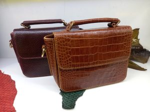 کیف زنانه چرم گاوی